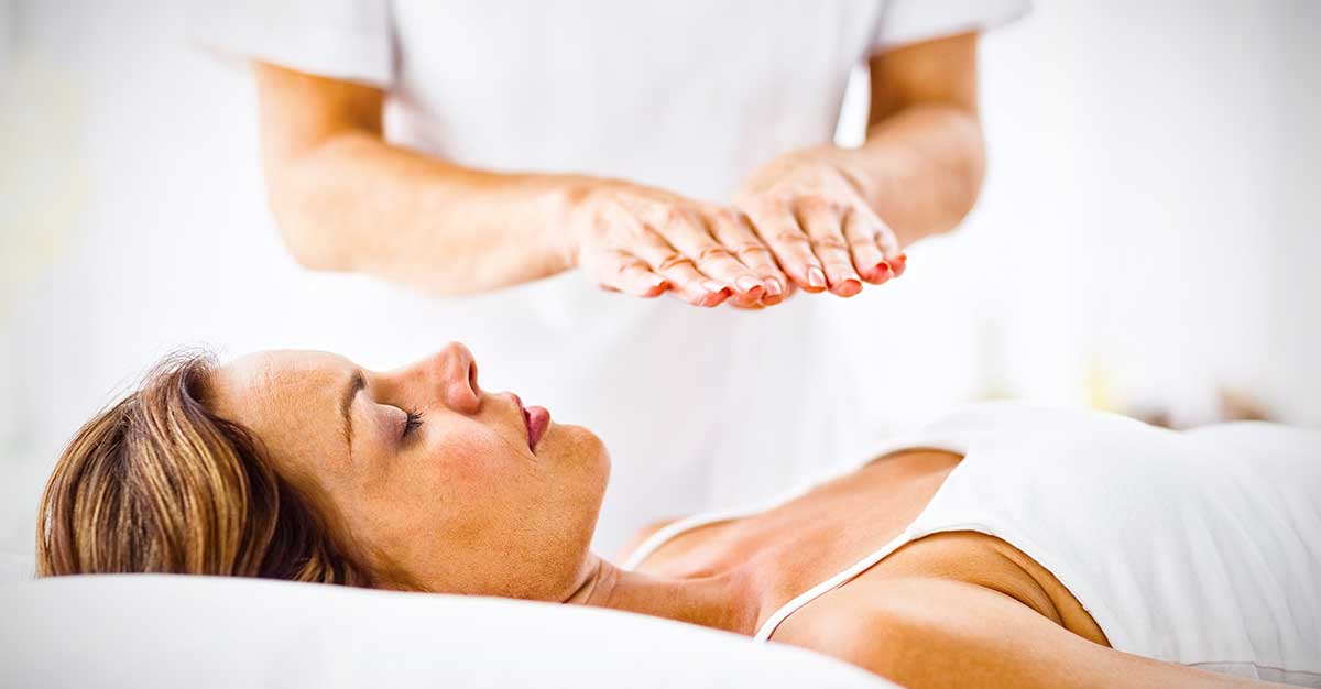 What Happens in a Reiki Session